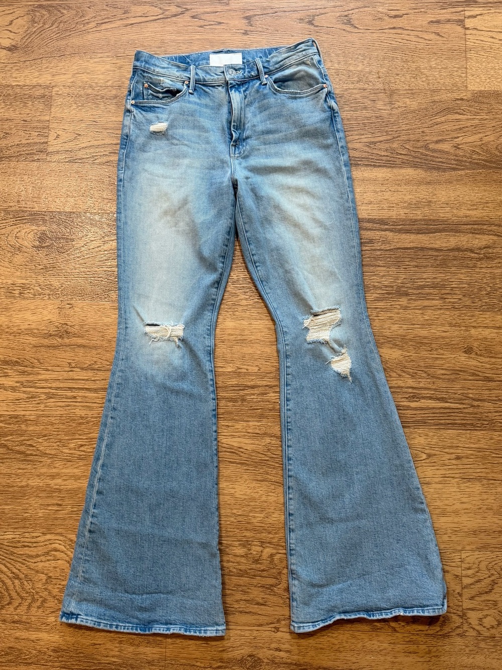MOTHER The Super Cruiser The Confession Distressed Flare Jeans 29